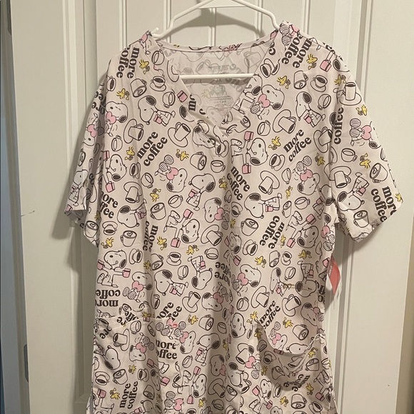 Peanuts Tops - Peanuts White and Black Coffee-Themed Scrub Top